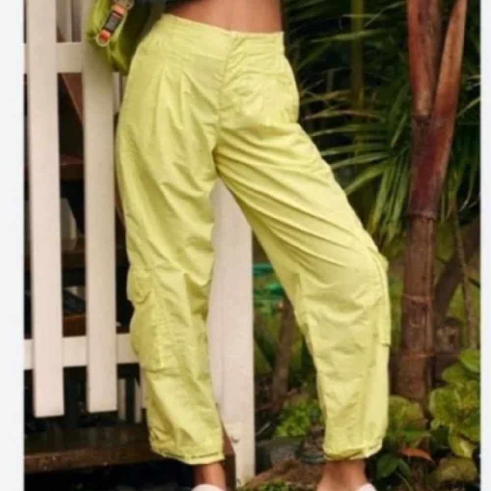 Free People Movement Mesmerize Me Cargo Pants in Afterglow sz medium NWOT